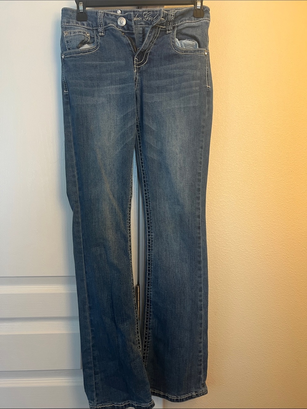 Women's Medium Blue Wide-Leg Jeans - Classic Flare